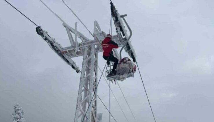Uludağ’da mahsur kalan 51 kişi kurtarıldı
