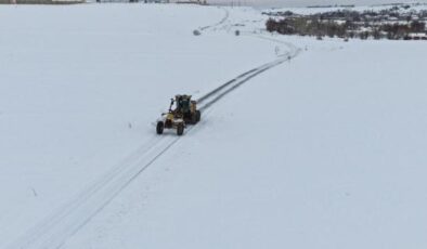 Van’da 283 yerleşim yeri ulaşıma kapandı