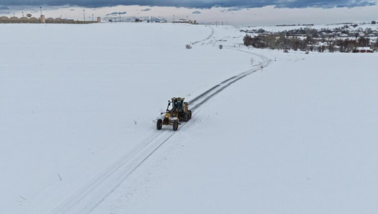 Van'da 283 yerleşim yeri ulaşıma kapandı!