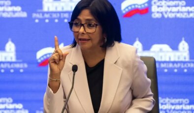 Venezuela’nın geçici yeni başkanı Rodriguez göreve başladı