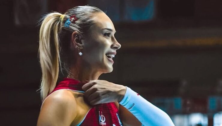 Voleybolcu Derya Çayırgan  İBB soruşturmasında gözaltında