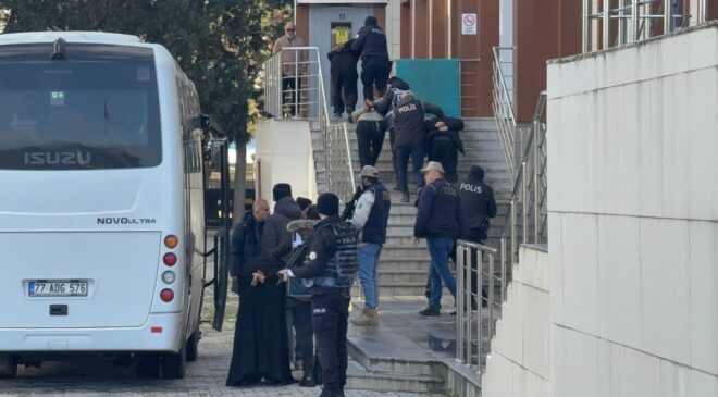 Yalova'da IŞİD operasyonunda yakalanan 25 şüpheli adliyede