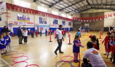 Yarıyıl tatili Ümraniye’de spor, kültür ve bilimle renkleniyor