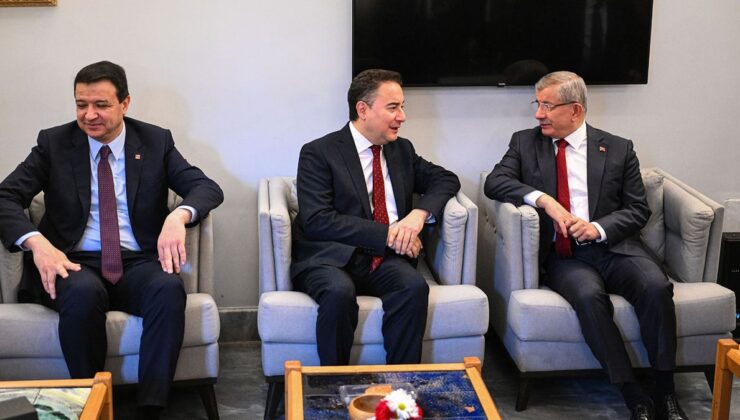 Yeni Yol'da genel başkan değişiyor