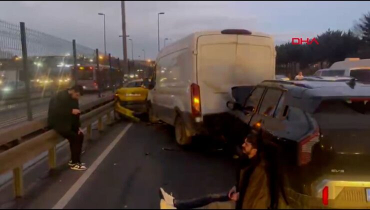 Yenibosna'da zincirleme kaza! Çok sayıda yaralı var