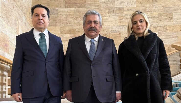 Yerine kayyum atanan CHP'li Özer, MHP'li Feti Yıldız'la görüştü