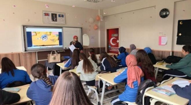 28 Şubat süreci mağduru öğretmenler koparıldıkları okullara döndüler