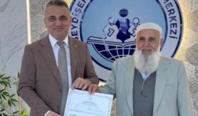 84 yaşında okuma-yazma öğrendi