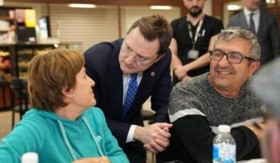 Acil serviste gönül sofrası: Yerebakan sağlık çalışanları ve hastalarla iftar yaptı