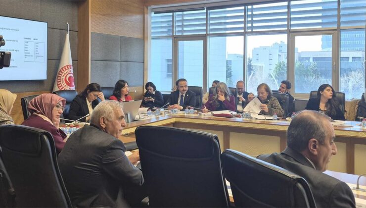 AKP'li vekil ile vakıf yönetimi arasında çocuk tartışması