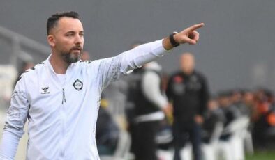 Altay’da ilk 11 değişiyor