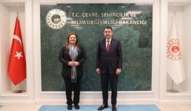 Bakan Kurum, Afyonkarahisar Belediye Başkanı Köksal’ı kabul etti