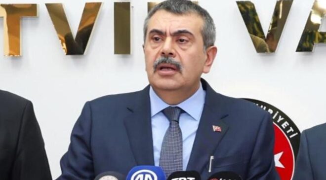 Bakan Tekin’den 168 imzaya tepki: Suç duyurusunda bulunacağız