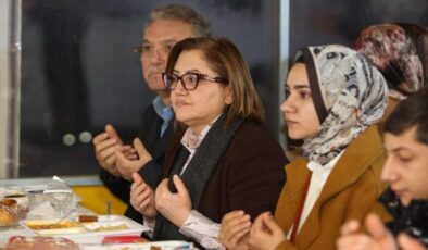 Başkan Şahin vatandaşlarla buluştu