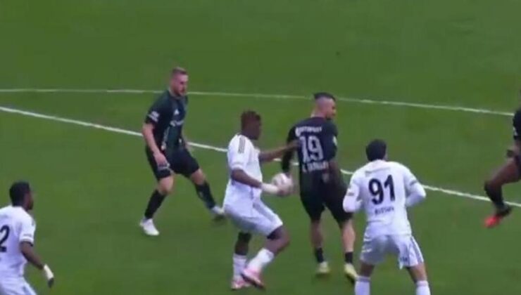 Beşiktaş maçına damga vuran pozisyon! Kocaelispor penaltı bekledi, son anlar nefes kesti…