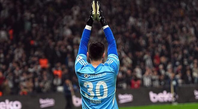 Beşiktaşlı taraftarlardan Ersin Destanoğlu’na önce tepki, sonra destek