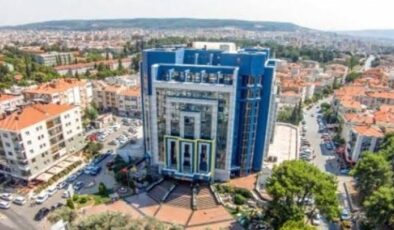 Buca Belediyesi’ne operasyon! Çok sayıda gözaltı