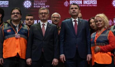 Burhanettin Duran: Biz bu felaketin üstesinden dayanışma gücümüzle geldik!