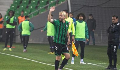 Caner Erkin yine 90 dakikayı tamamlayamadı! Bu sezon dördüncü kırmızı kartını gördü