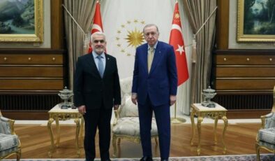 Cumhurbaşkanı Erdoğan, HÜDA PAR Genel Başkanı Yapıcıoğlu’nu kabul etti