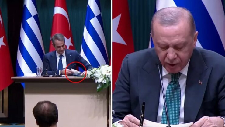Cumhurbaşkanı Erdoğan’la görüşen Miçotakis’in hareketi basın toplantısına damga vurdu