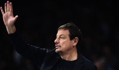 Ergin Ataman’ın acı günü! Annesi vefat etti…