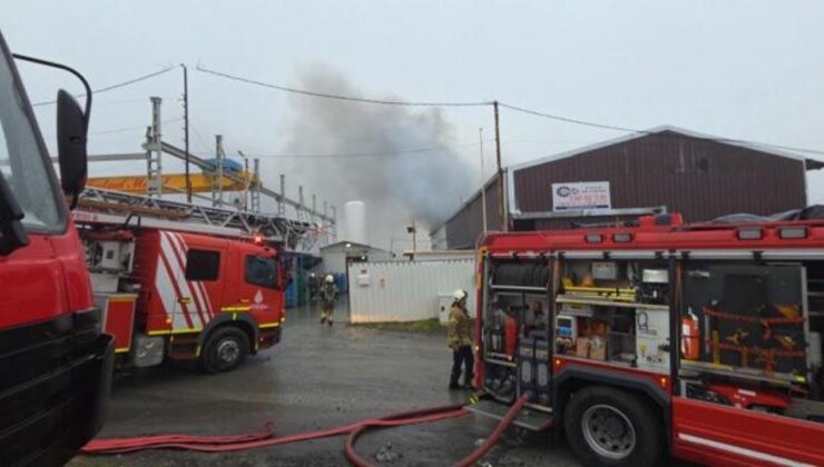 Eyüpsultan’da 3 iş yerinde yangın