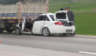 Feci kaza: 2 kişi hayatını kaybetti