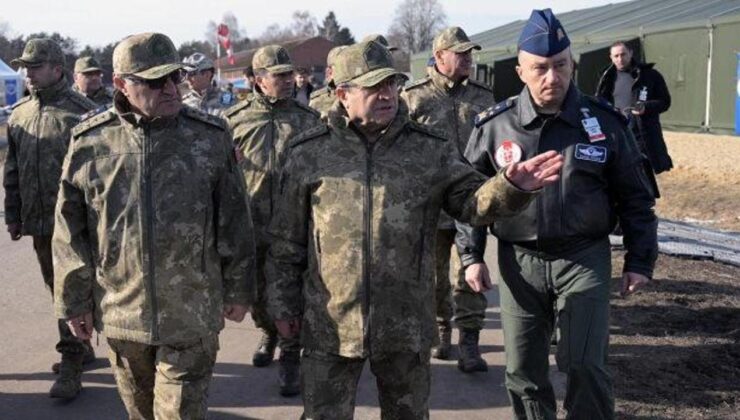 Genelkurmay Başkanı Bayraktaroğlu NATO tatbikatında!