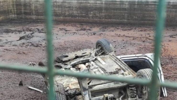 Gökçeada’da yoldan çıkan otomobil fabrikanın bahçesine uçtu: Yaralılar var!