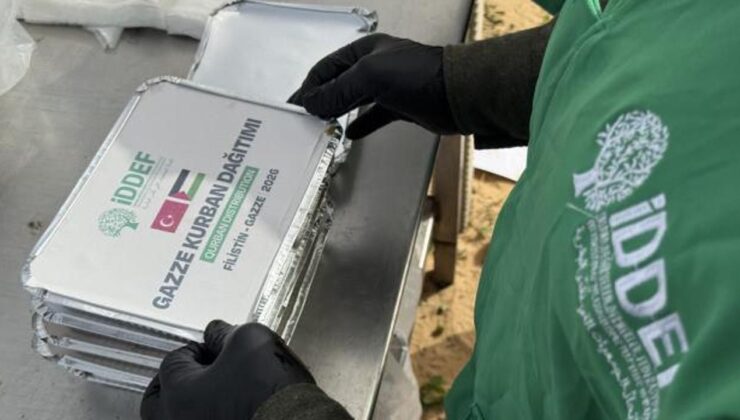 İDDEF Gazze’de umut oluyor: Sıcak yemek dağıtımı aralıksız sürüyor