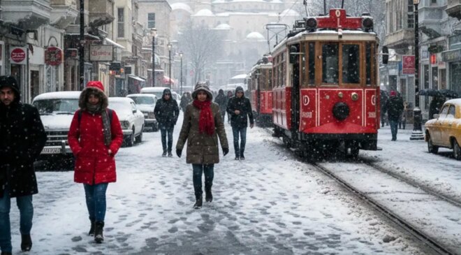İstanbullular dikkat! Kar yağışı için saat verildi