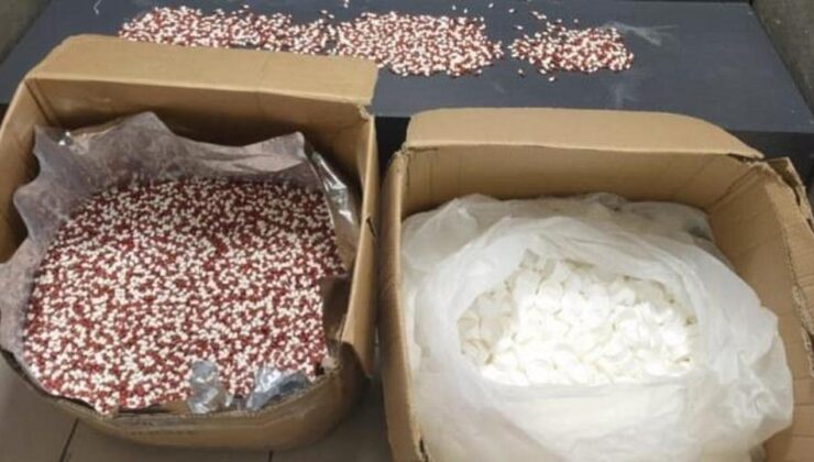 İzmir’de zehir tacirlerine darbe! 104 bin uyuşturucu  ele geçirildi