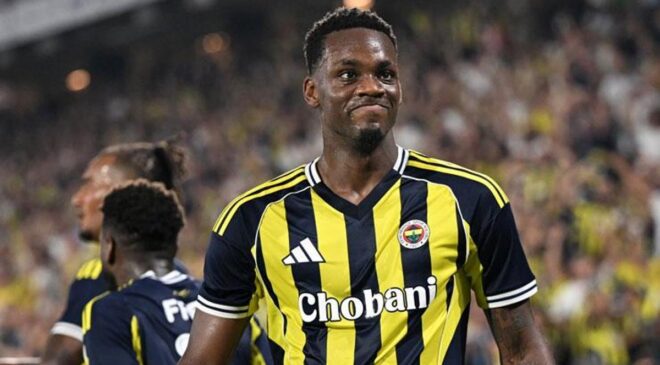 Jhon Duran, Fenerbahçe’ye veda etti: ‘Unutulmaz bir deneyim oldu’