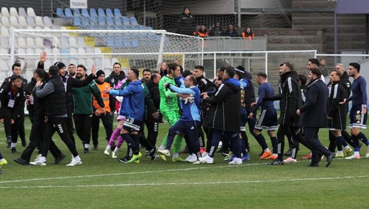 Keçiörengücü – Erzurumspor FK maçında kavga çıktı