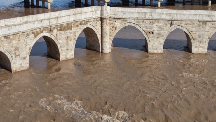Kızılırmak kızıla döndü
