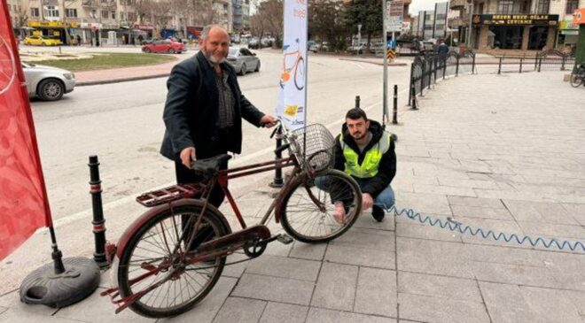 Konya’da kışın pedal çeviren ücretsiz kazanıyor!