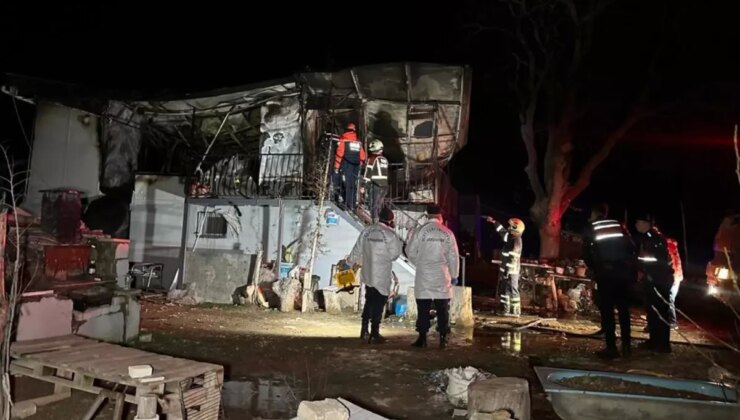 Köy evinde facia! İçeri giren jandarma cansız bedenleriyle karşılaştı