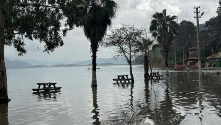 Köyceğiz’de 2 bin yıllık kaplıcalar sular altında kaldı
