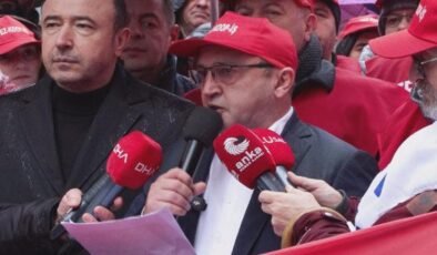 Özel İtalyan Lisesi’nde görev yapan 14 Türk öğretmenden grev kararı