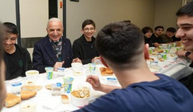 Ramazan coşkusu Ümraniye’nin dört bir yanında yaşanıyor