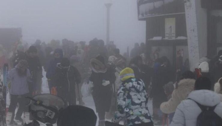 Rekor yoğunluk: 47 bin araç giriş yaptı