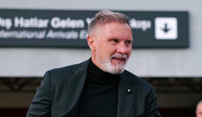 Samsunspor’un yeni Teknik Direktörü Fink, Samsun’a geldi