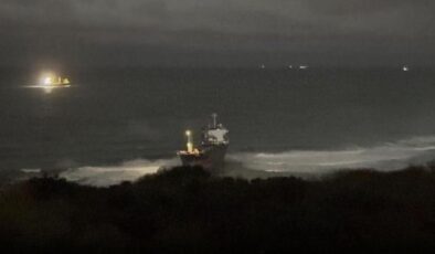 Sarıyer açıklarında kargo gemisi karaya oturdu