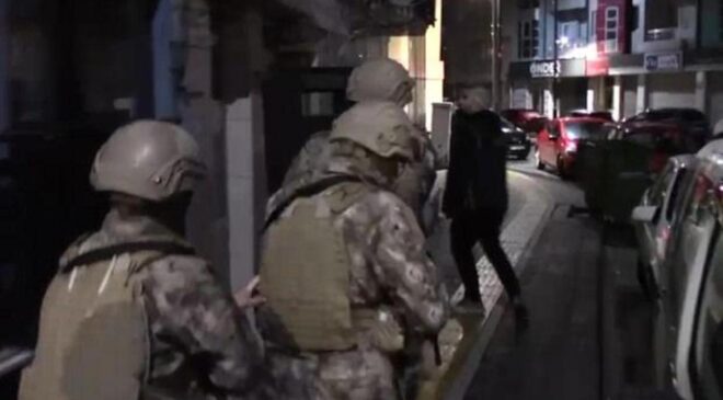 Sivas merkezli 2 ilde DEAŞ operasyonu: 4 tutuklama