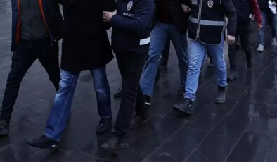 Suç örgütlerine bilgi sızdırmışlar! 9’u polis 17 kişi için gözaltı kararı