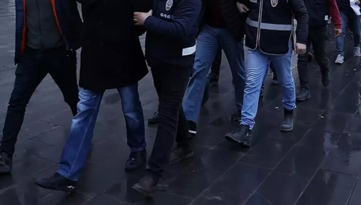 Suç örgütlerine bilgi sızdırmışlar! 9’u polis 17 kişi için gözaltı kararı