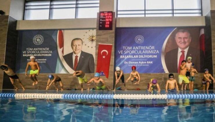 Ümraniye Belediyesi, yüzme sporunu herkes için erişilebilir kılıyor