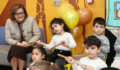 ‘Yer bir şey söylüyor’ isimli çocuk tiyatrosu sahnelendi