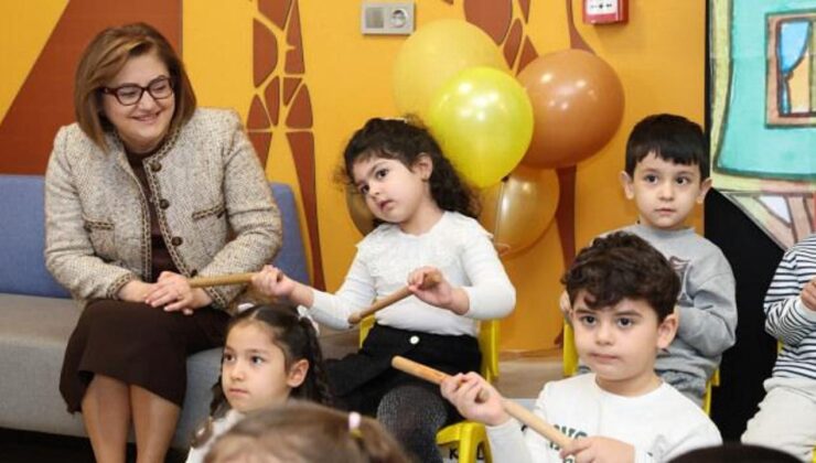 ‘Yer bir şey söylüyor’ isimli çocuk tiyatrosu sahnelendi